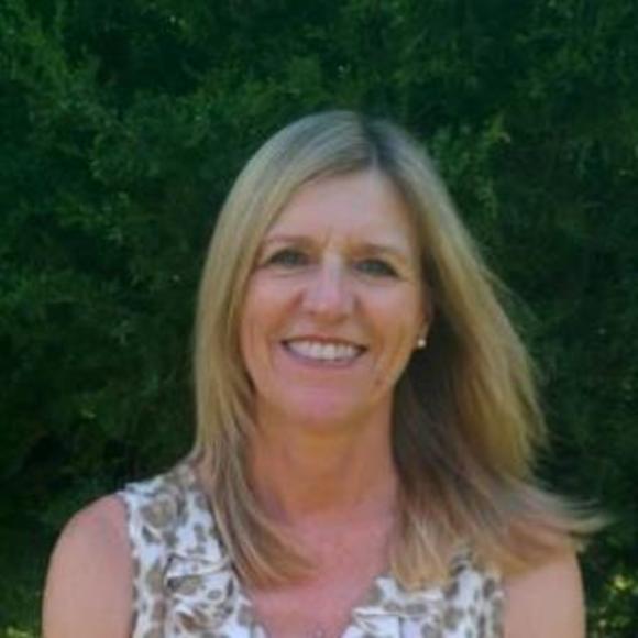 Meet your Posher, Denae - Picture 1 of 1